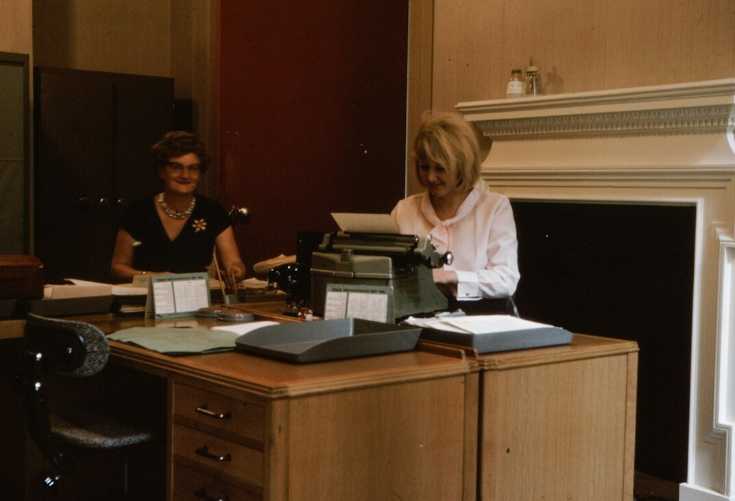 detective interviewing witness
